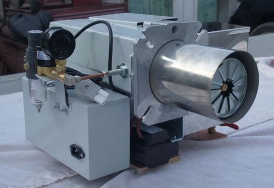 เครื่องเผาน้ํามันเสียที่ทนทาน ไม่มีควัน 400000 Btu / H ความร้อนออกด้วยห้องห้อง